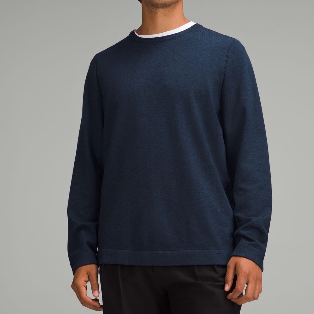 Lululemon Men Small New Venture Crewneck Sweater Navy Blue NWT